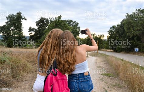 selfie girl|61,300+ Selfie Girl Stock Photos, Pictures & Royalty .